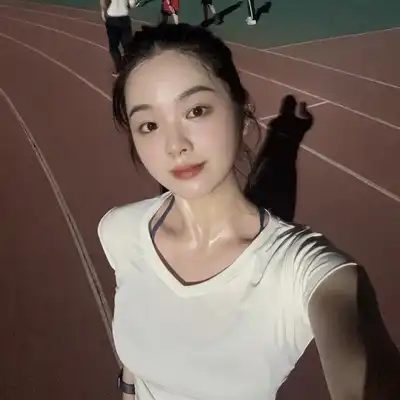 邹涵